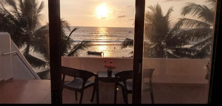 Coral Reef Guest Hotel Beruwala Exterior photo